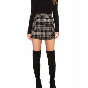 Price drop!!Mini skirt